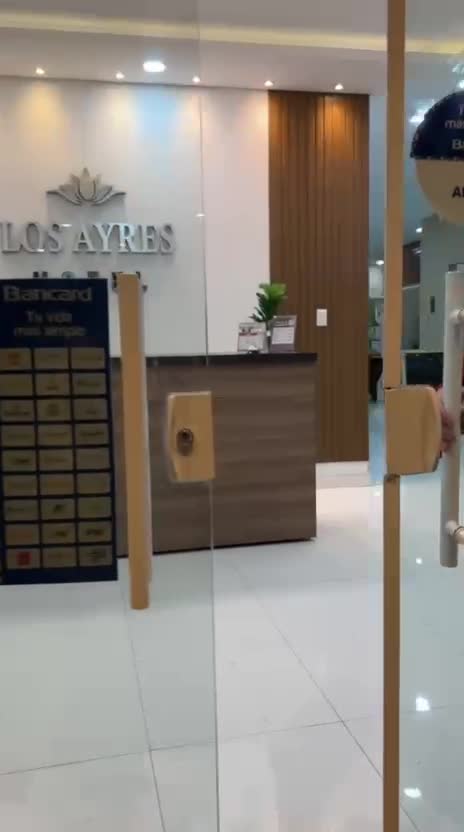 Hotel Los Ayres, tu lugar ideal para descansar y conectar.
🌿 Alojamiento cómodo
🏊 Piscina y área v