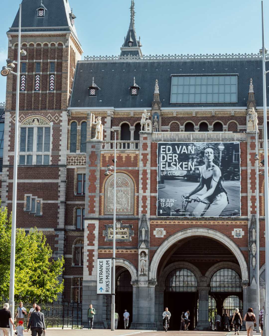 Start your day with the best of Amsterdam, all just a stroll away ☀️
From the vibrant Museum Distric