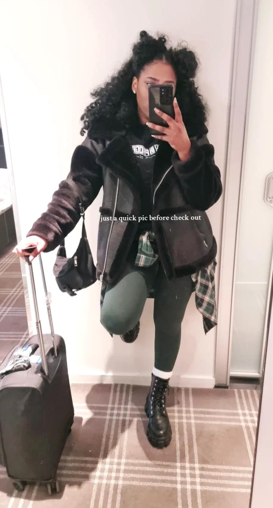 #radissonblu #staycation #travelmore #mirrorselfie #explorelondon
