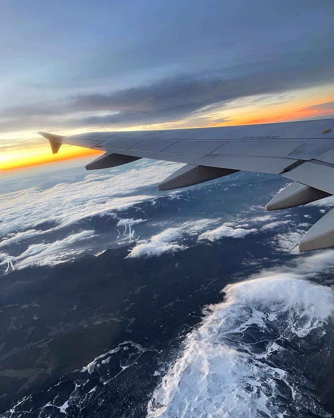 𝐊𝐞́𝐭 𝐞́𝐯 𝐭𝐞𝐫𝐯𝐞𝐳𝐠𝐞𝐭𝐞́𝐬 𝐮𝐭𝐚́𝐧 𝐯𝐞́𝐠𝐫𝐞 𝐢𝐭𝐭 #Barcelona 

El sem hiszem, hogy 