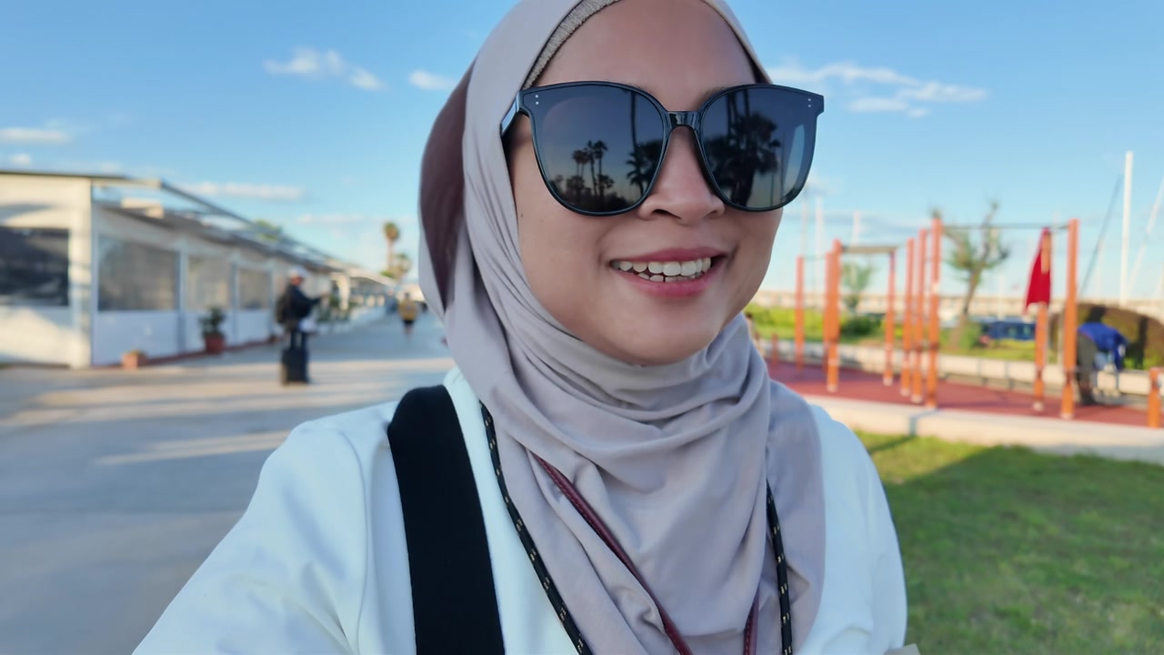 Barcelona, nemu hotel yg cocok bgt kalo kita lg pergi sama pasangan. Meski agak jauh dari kota gak m