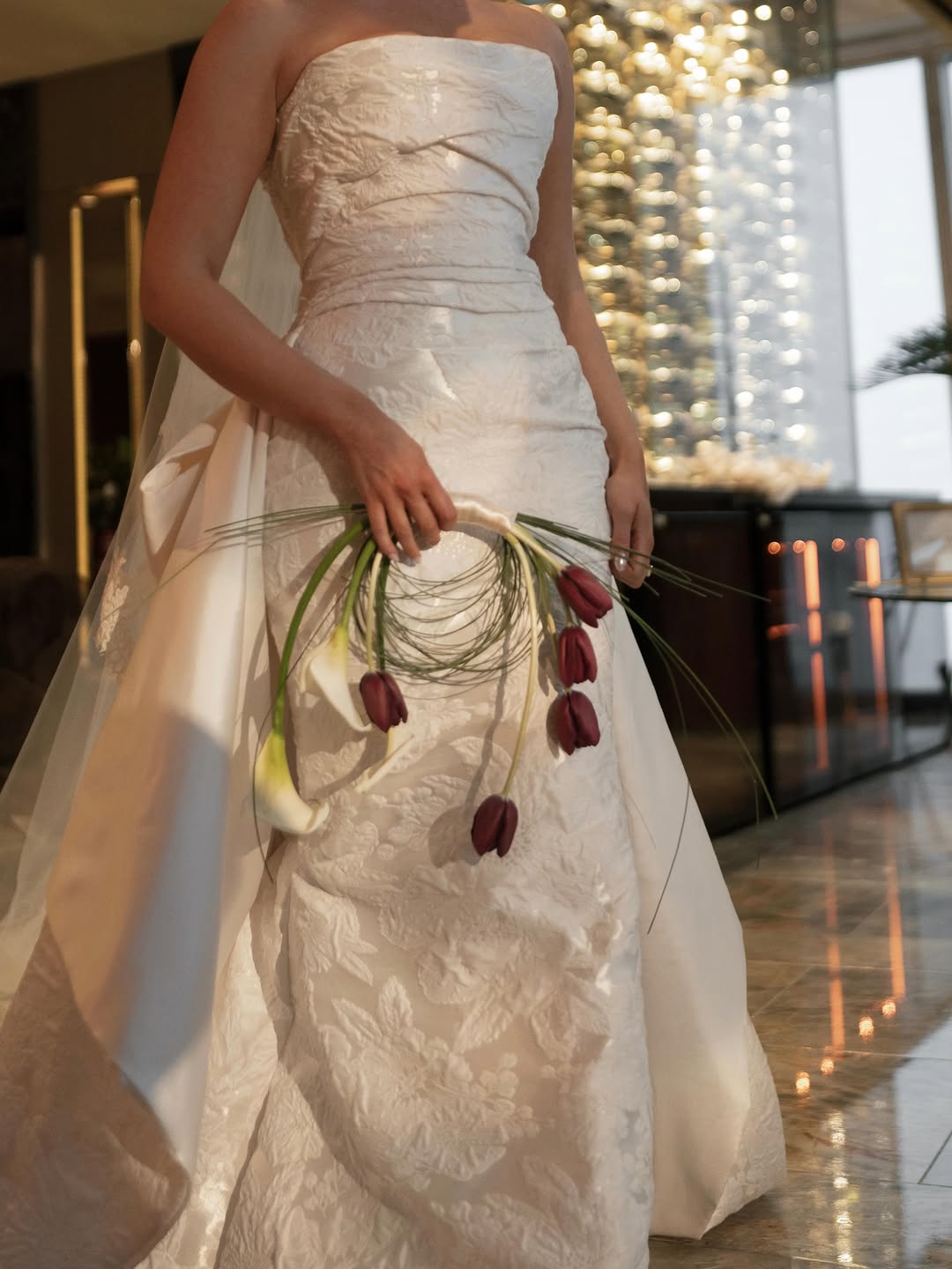 Where love blooms, tulips follow.

#ShangriLaTheShardLondon

@rebeccasearlephotography