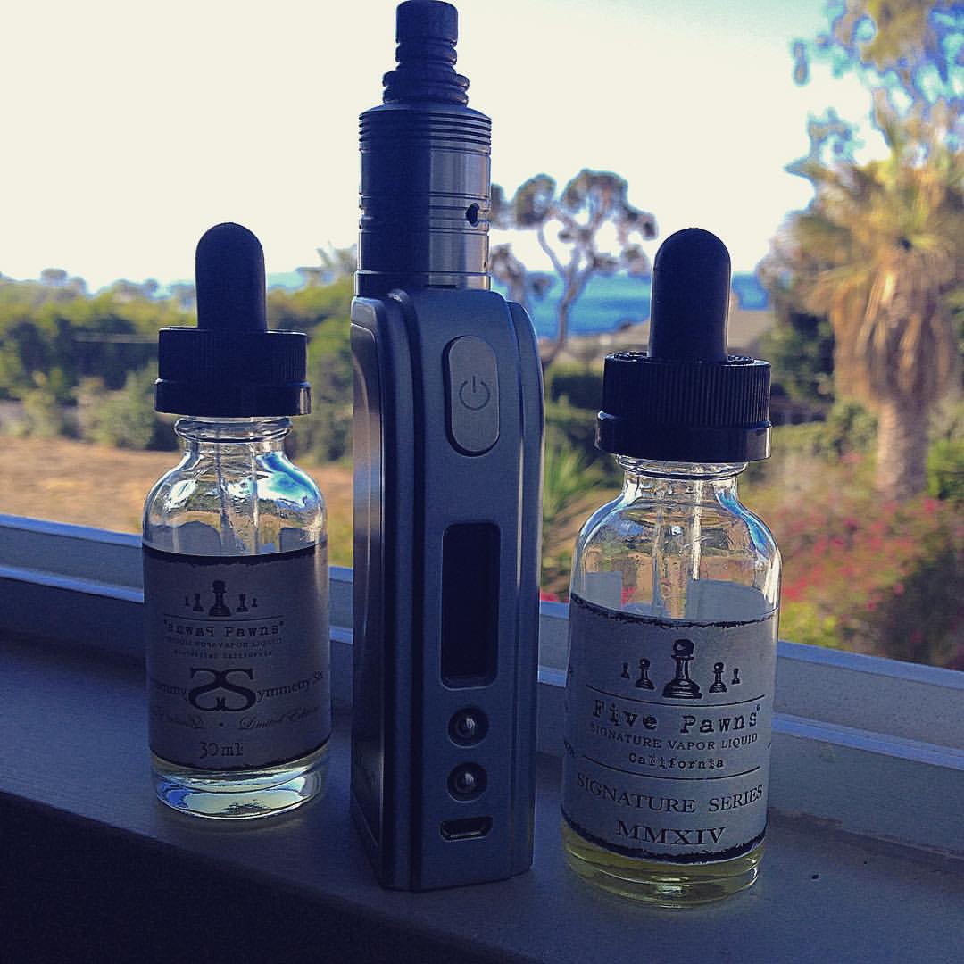 Always good to get away, even if it's only for a day 💨😎🌴🌊 #fivepawns #gambit #SymmetrySix #vape 