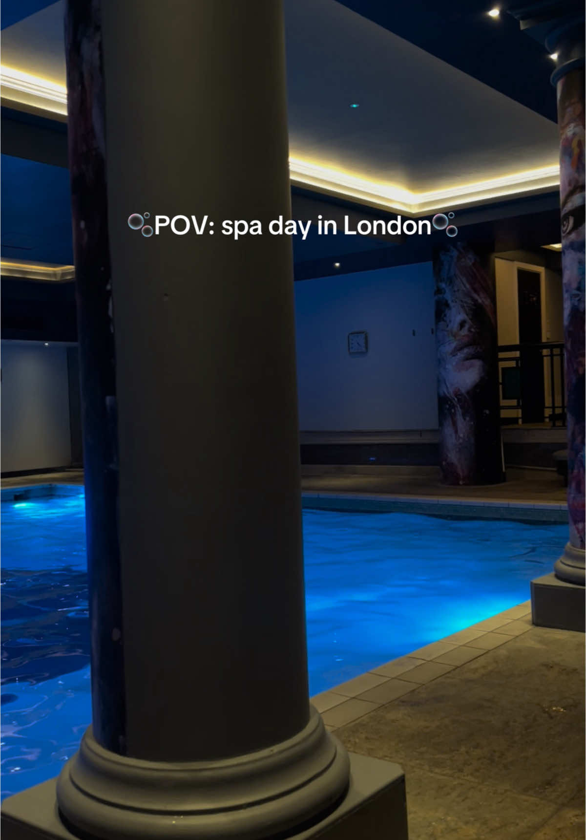🫧 spa day in Holborn, London🫧

-

Included Spa access, slippers, robes and towels. The facilities 