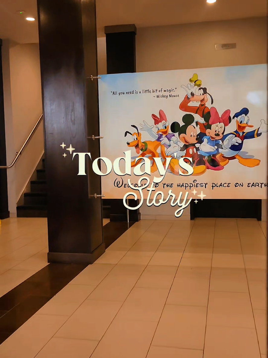 Holiday inn Anaheim is in my top 5 budget hotels near Disney. only 10min walk to Downtown Disney, pi