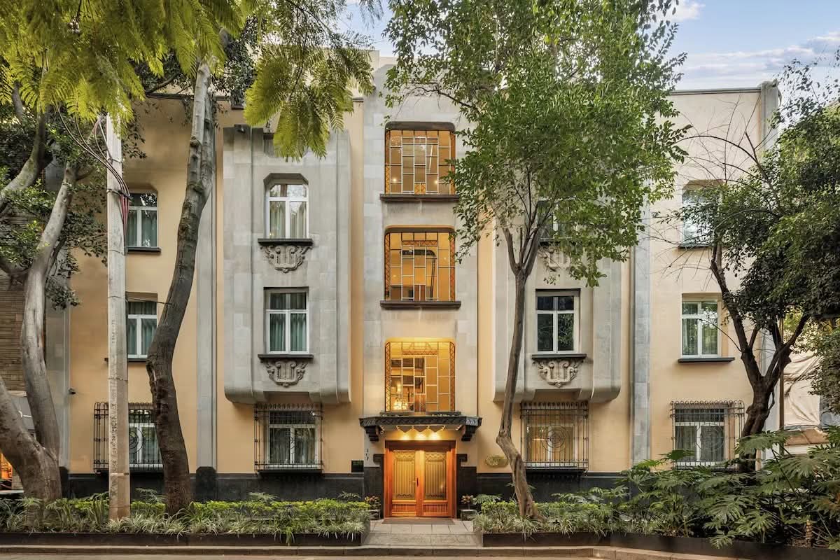 ¿Vas a la CDMX y buscas algo con encanto, comodidad y una ubicación perfecta?
Te recomendamos Casa M