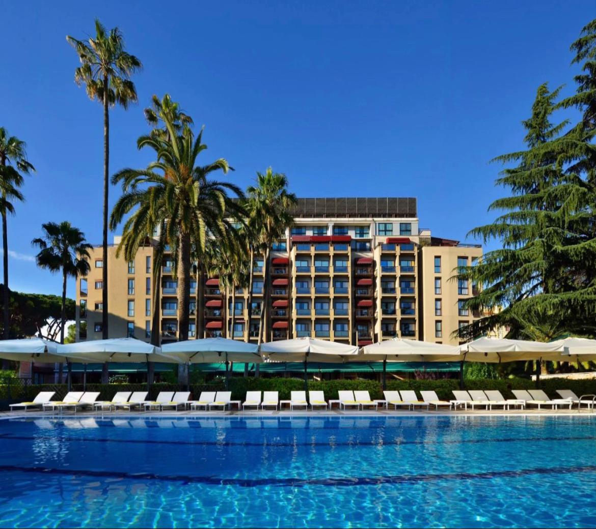 ⭐️⭐️⭐️⭐️⭐️ A 5-star luxury hotel in Rome, located in the upscale Parioli district beside the large g