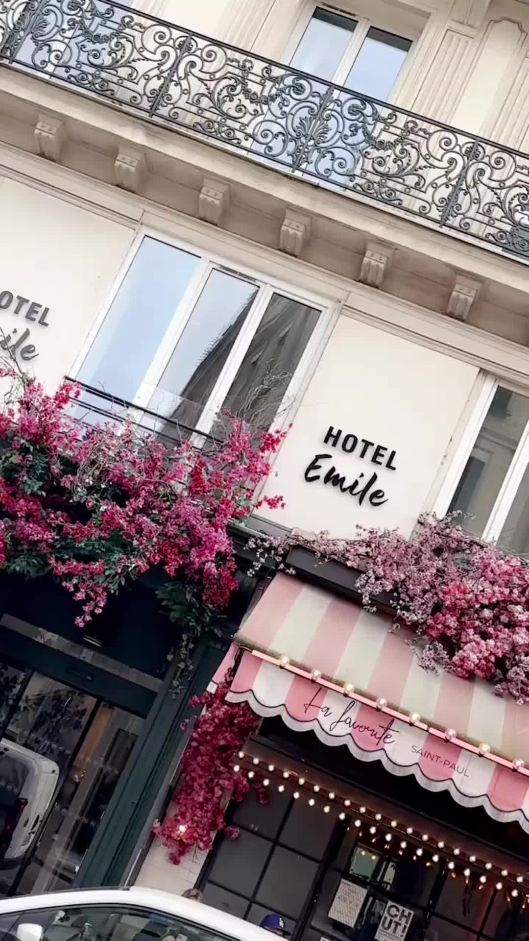 #hotelemile #hotelemileparis #frenchbreakfast #frenchbrunch #frenchcoffee #frenchloveaffair #paris #