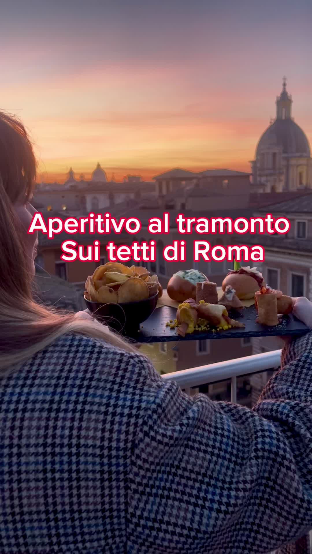 Un aperitivo volando sui tetti di Roma a due passi da Piazza Navona! 

Per fare questa esperienza su