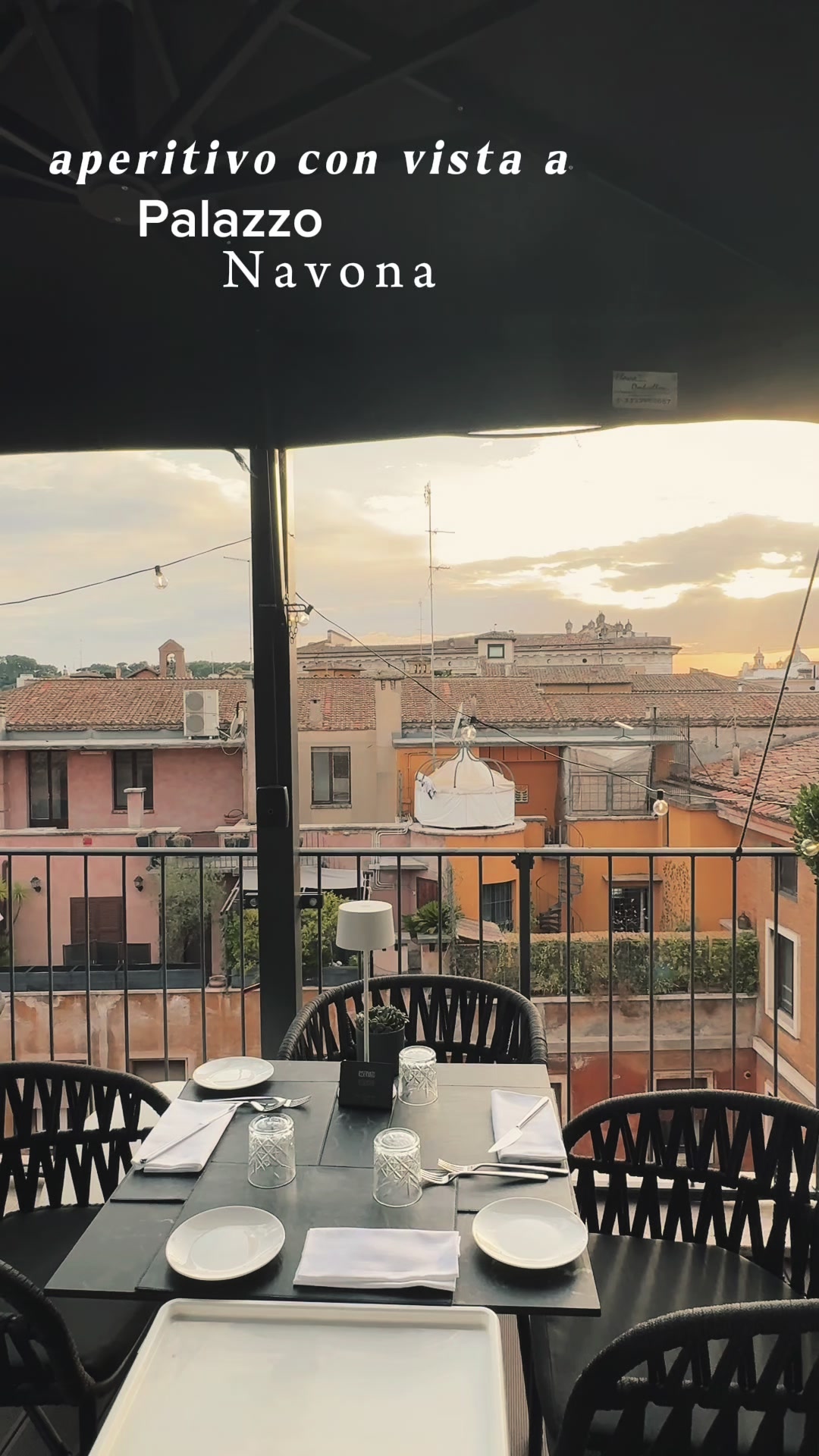 Lo ammetto: ho una dipendenza da rooftop. Se c’è una terrazza panoramica in città, io devo salirci. 