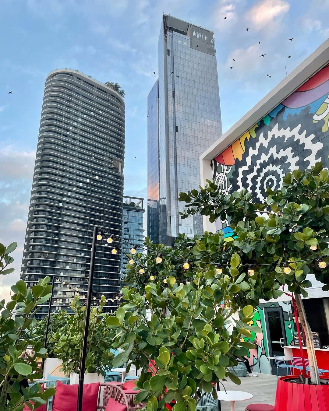 ☀️day vs night🌛

Miami looks good both ways😏
I could NOT get enough of the stunning city view from