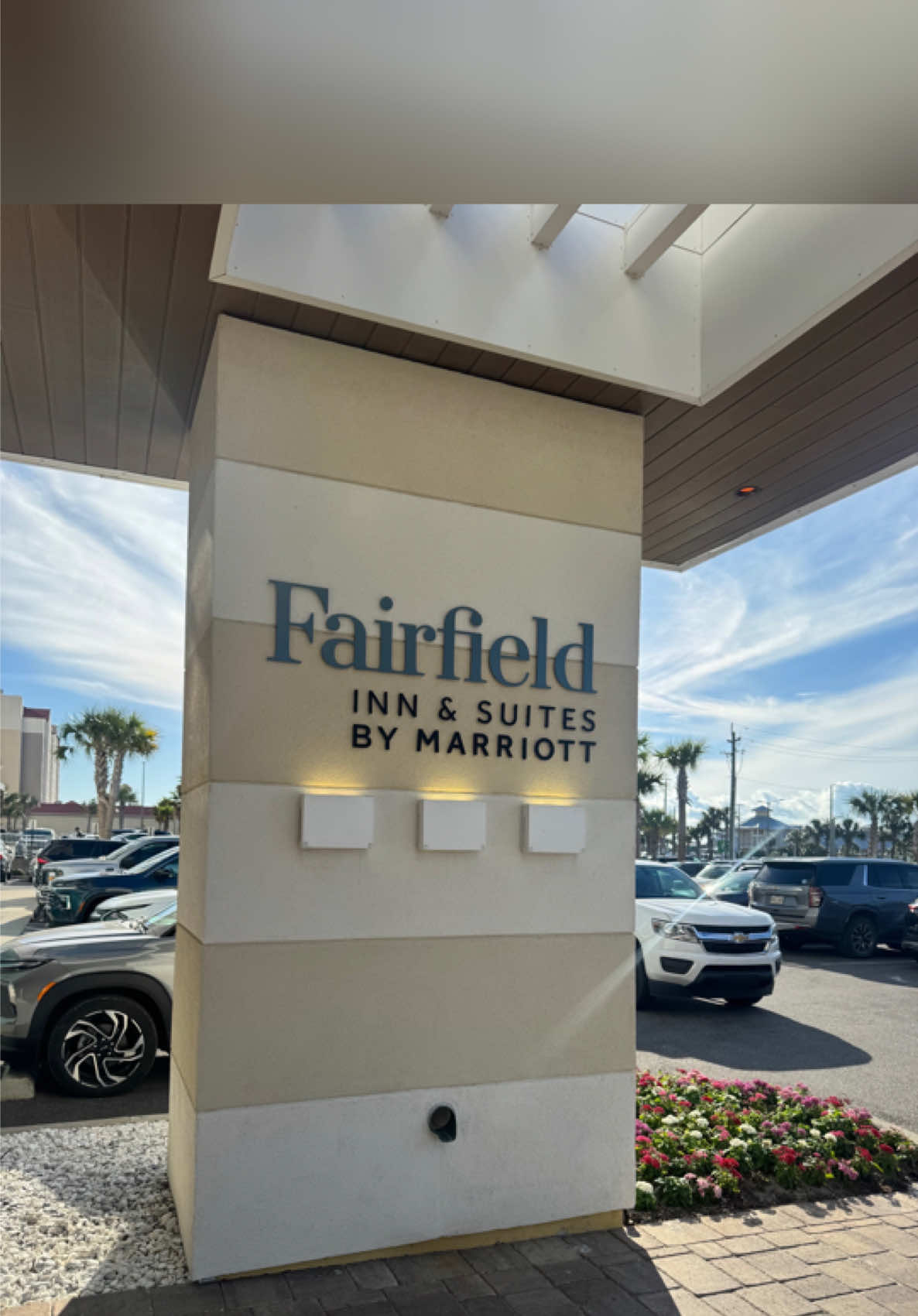 Fairfield Inn is the hot spot of the summer , or should I say the cool spot! With a •lazy river🛟
•h
