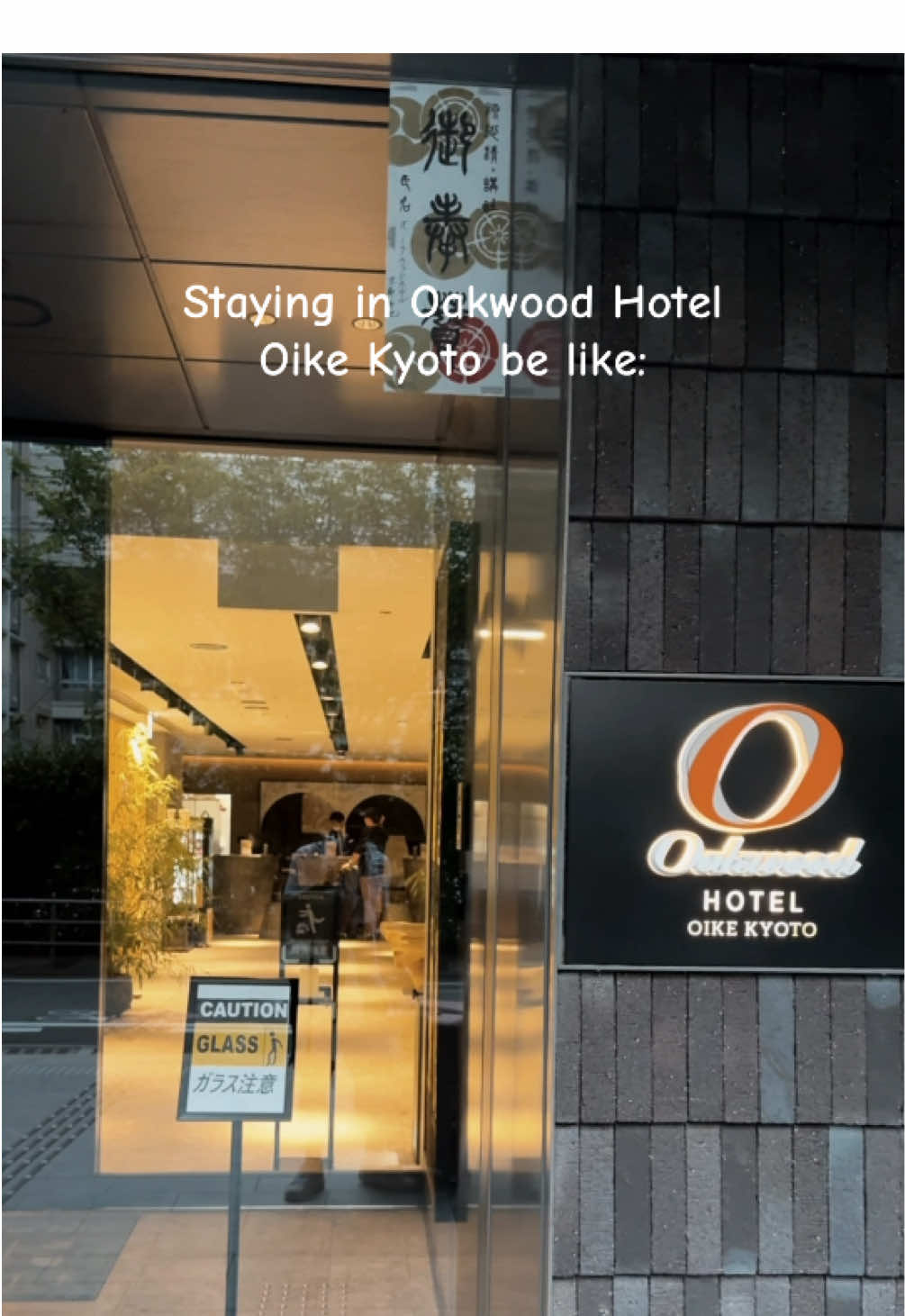 Why you should stay in Oakwood Hotel:

1. Cozy and beautiful
2. Convenient and near the city centre
