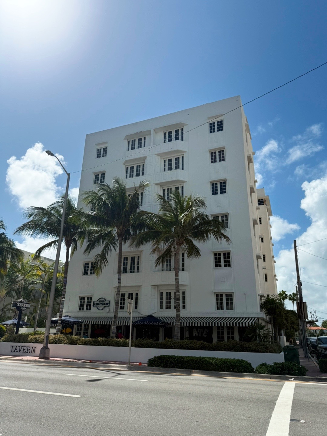 If you're looking for a Miami Beach hotel, I can't recommend Hotel Croydon enough. 🌴✨ Between the r