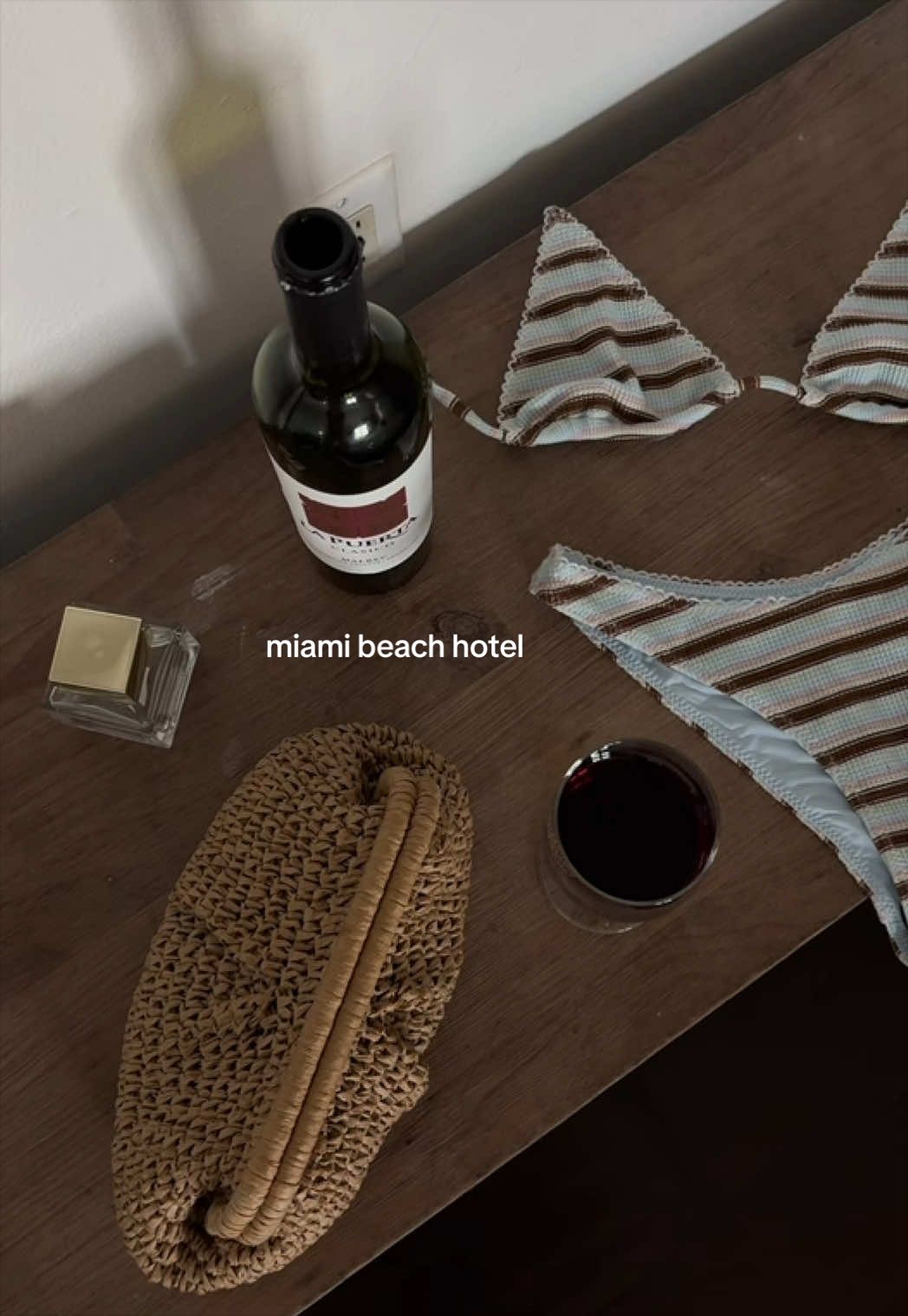Affordable Miami Beach hotel find!☀️🌴Thanks for having us📍Hotel Croydon  

#miami #miamibeach #mia