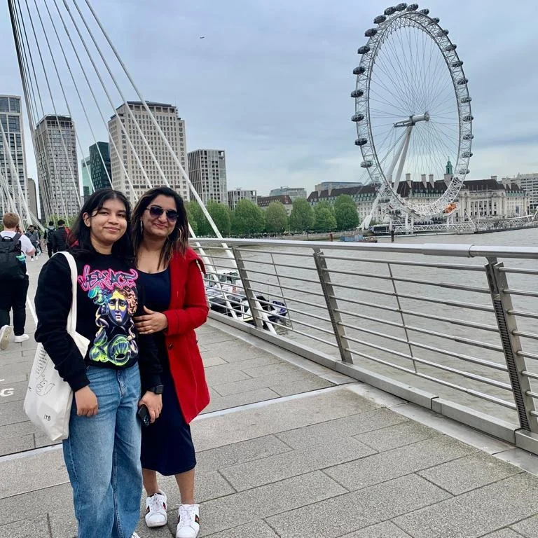 London Days❤
#london #buckinghampalace #paddington #oxfordstreet #trafalgarsquare #lincoln #hydepark