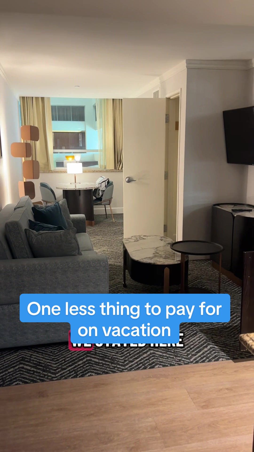 We stayed here before Universal Studios 🎬
It’s a little farther out, but we love Embassy Suites for