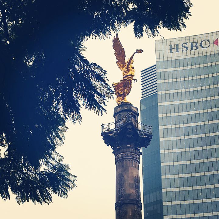 Un #Lunes nublado en la #cdmx, #buenosdias !!! #mexicocity #morning #angel #visitmexico #hotelsuites