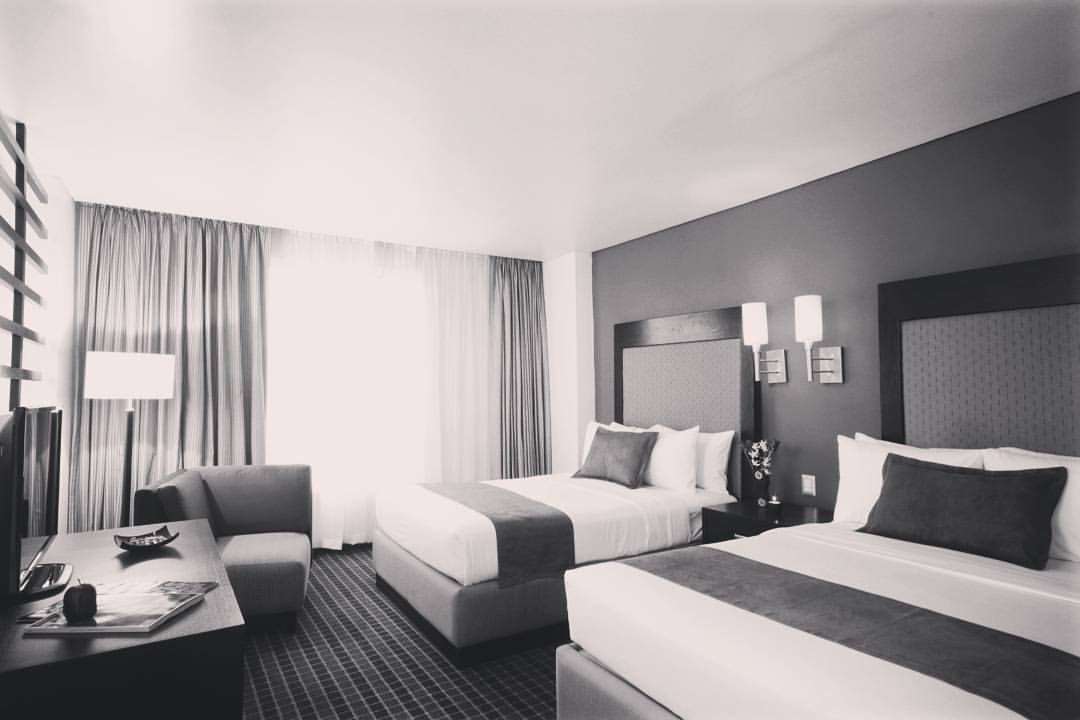 Confort y elegancia. 
#hotelsuitespf #mexicocity #confort #cdmx #habitaciones #suites #hotel