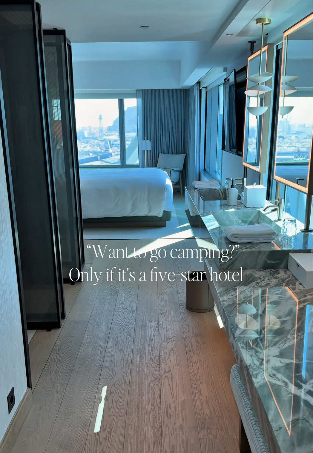 The best luxury hotel in #barcelona with stunning views of La Sagrada Família. ✨

I stayed in a mass
