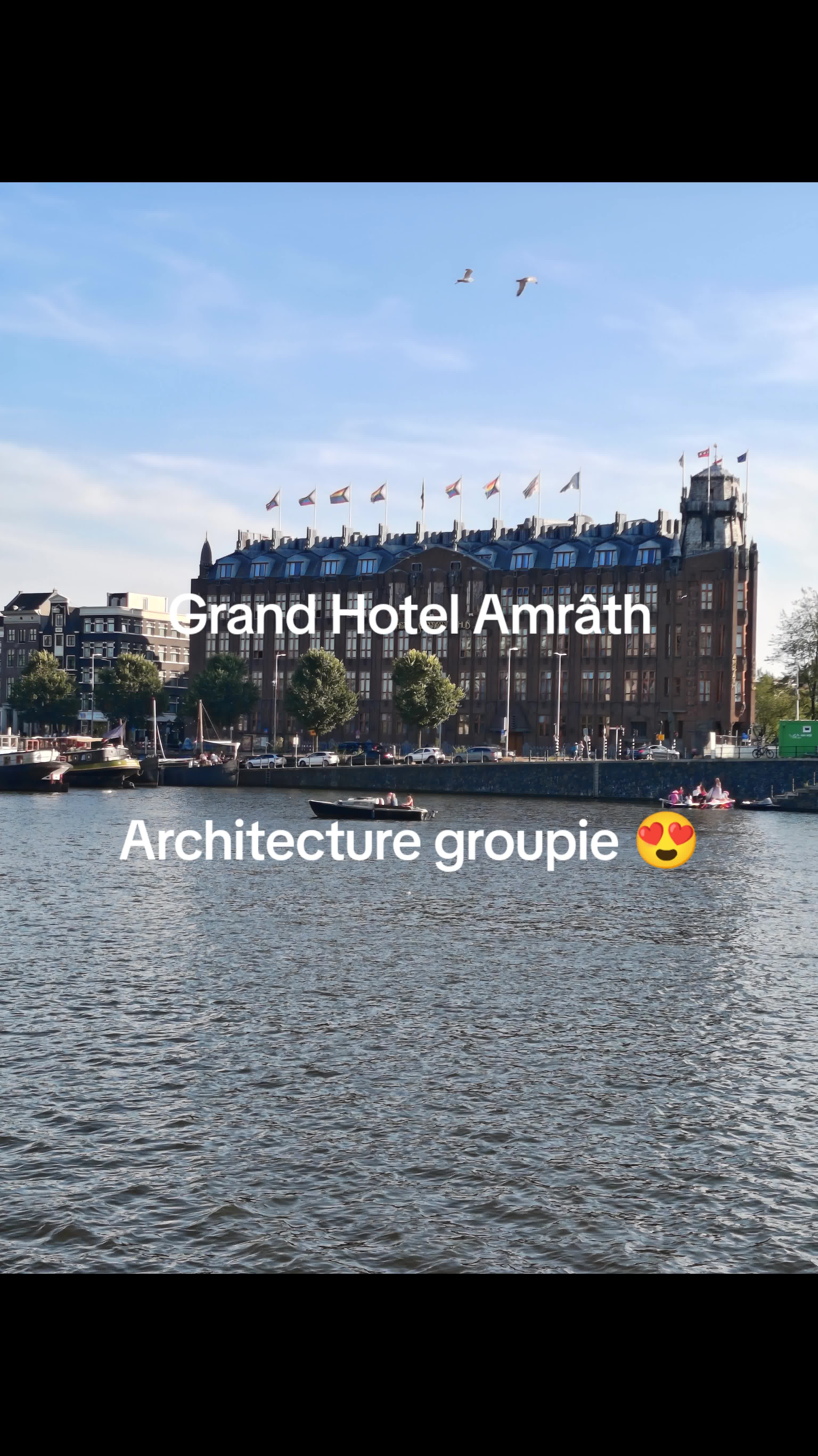 Nothing like an old, wise, slightly haunted, beauty of a building. ♥️ #Amsterdam