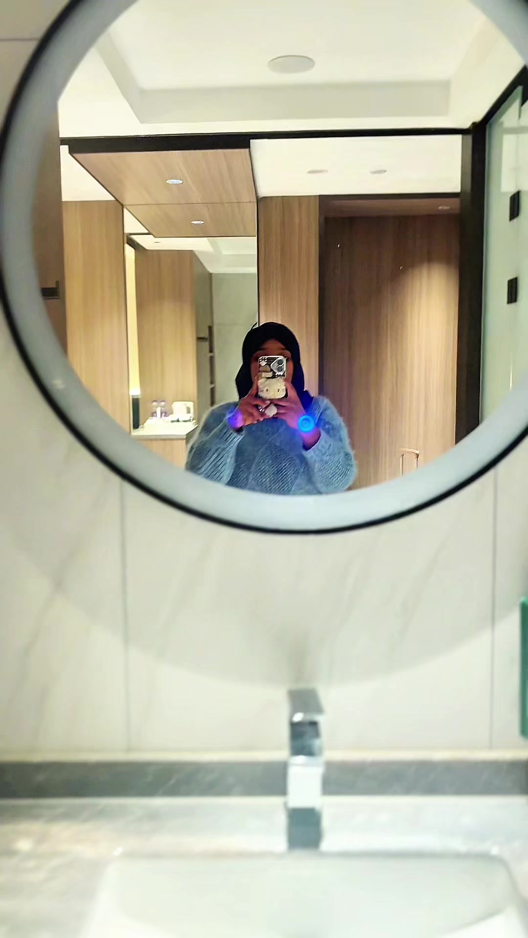 Hotel tour |check inn 🌹🌹🌹#minivlog #hotelroom