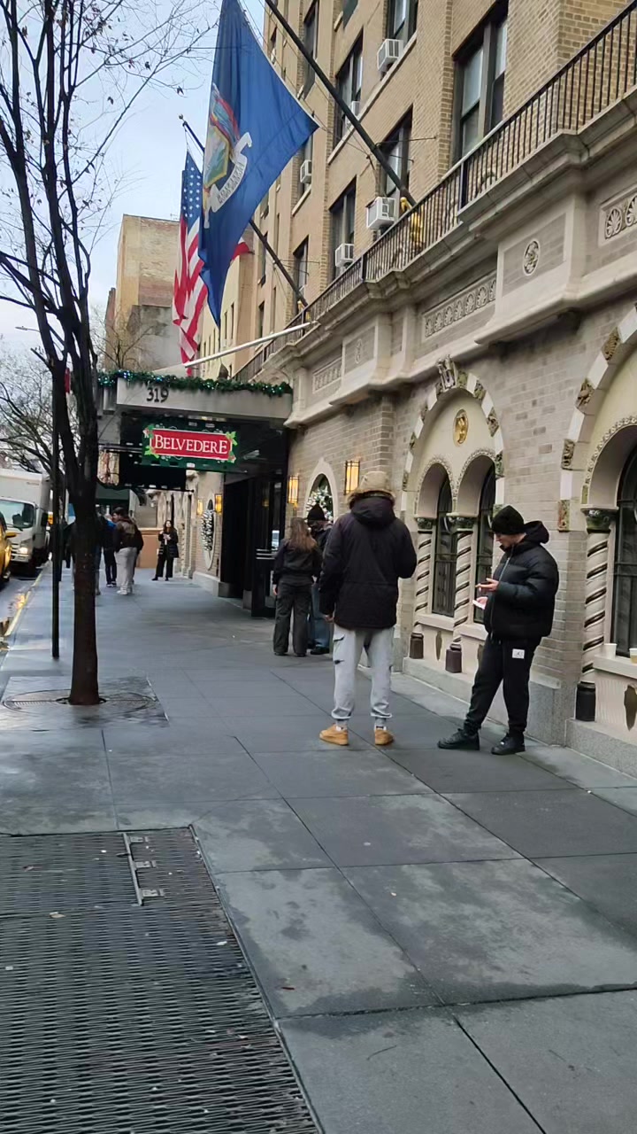 Belvedere Hotel 🏨 NYC at the heart of New York #newyork #newyorkcity #traveltiktok  #travellifestyl