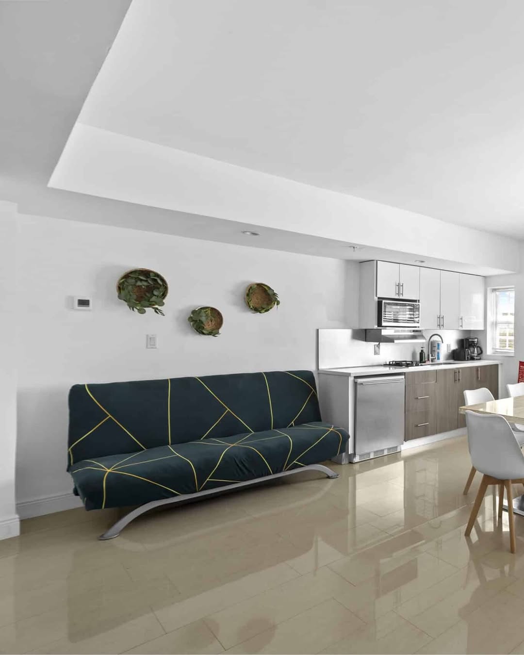 No squeezing. No “who sleeps where” arguments.
Just space, light, and a stay that makes sense for ev