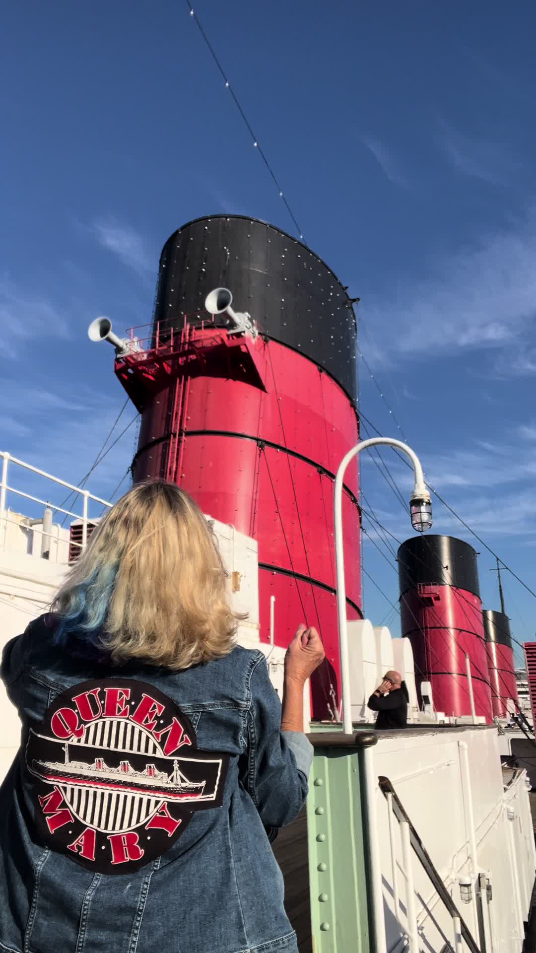How I love 💕 the 3oclock horn on the Queen Mary #queenmary #oceanliner #rmsqueenmary #longbeach #cu