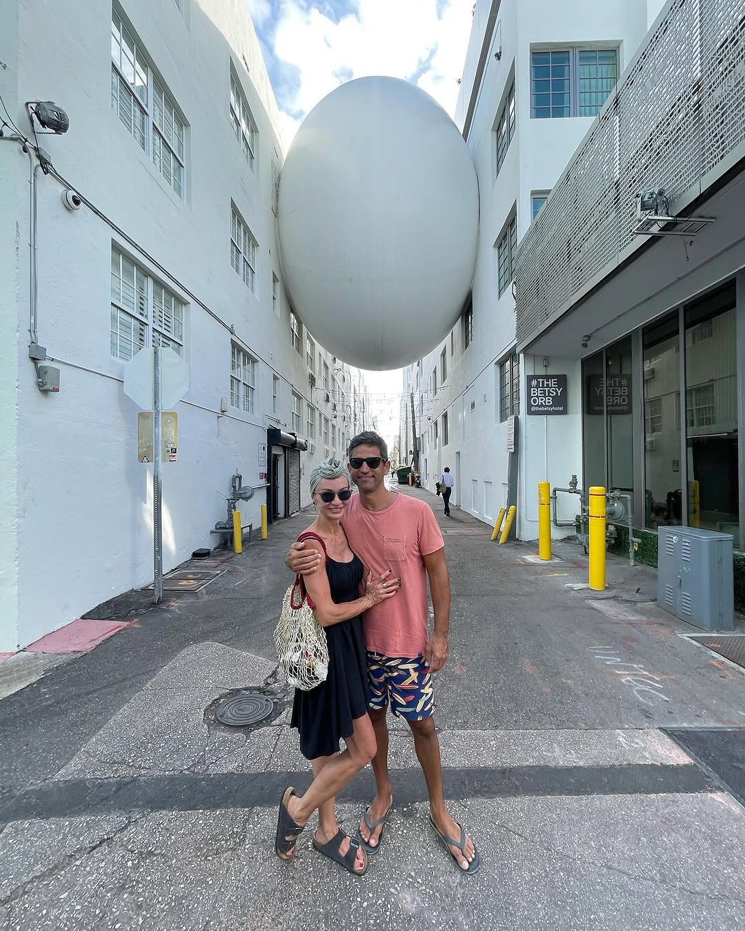 #thebetsyorb #thebetsyhotelsouthbeach #thealley #lastday #ilikethisart #hotwether #nofiterneeded #wi
