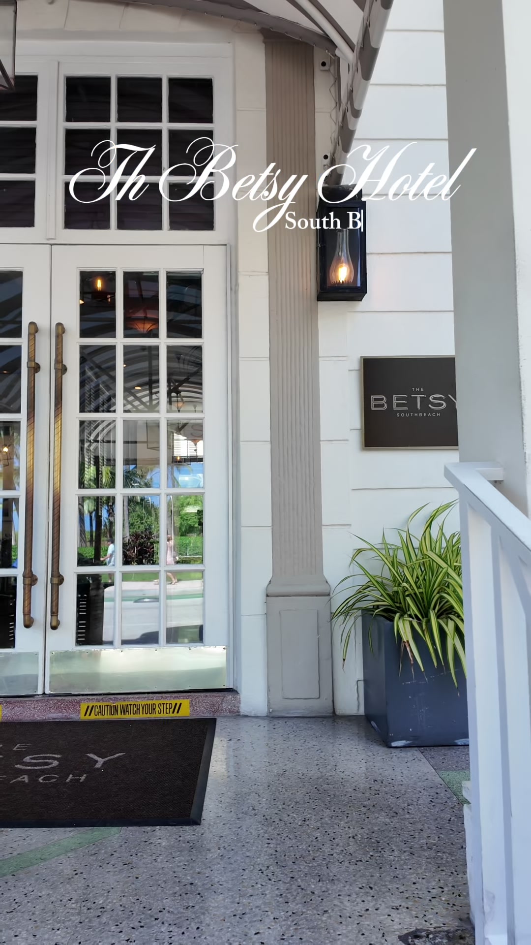 I’m definitely going back to this gem! WHERE TO STAY: SOUTH BEACH 🌴

If you’re planning a Miami get