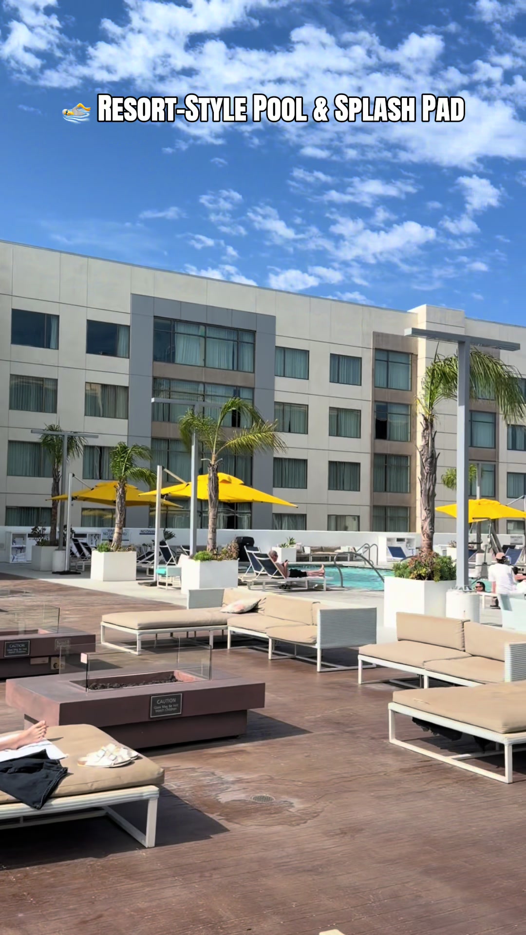 🏨 Looking for a family-friendly hotel near Disneyland? ✨ Residence Inn by Marriott Anaheim offers F