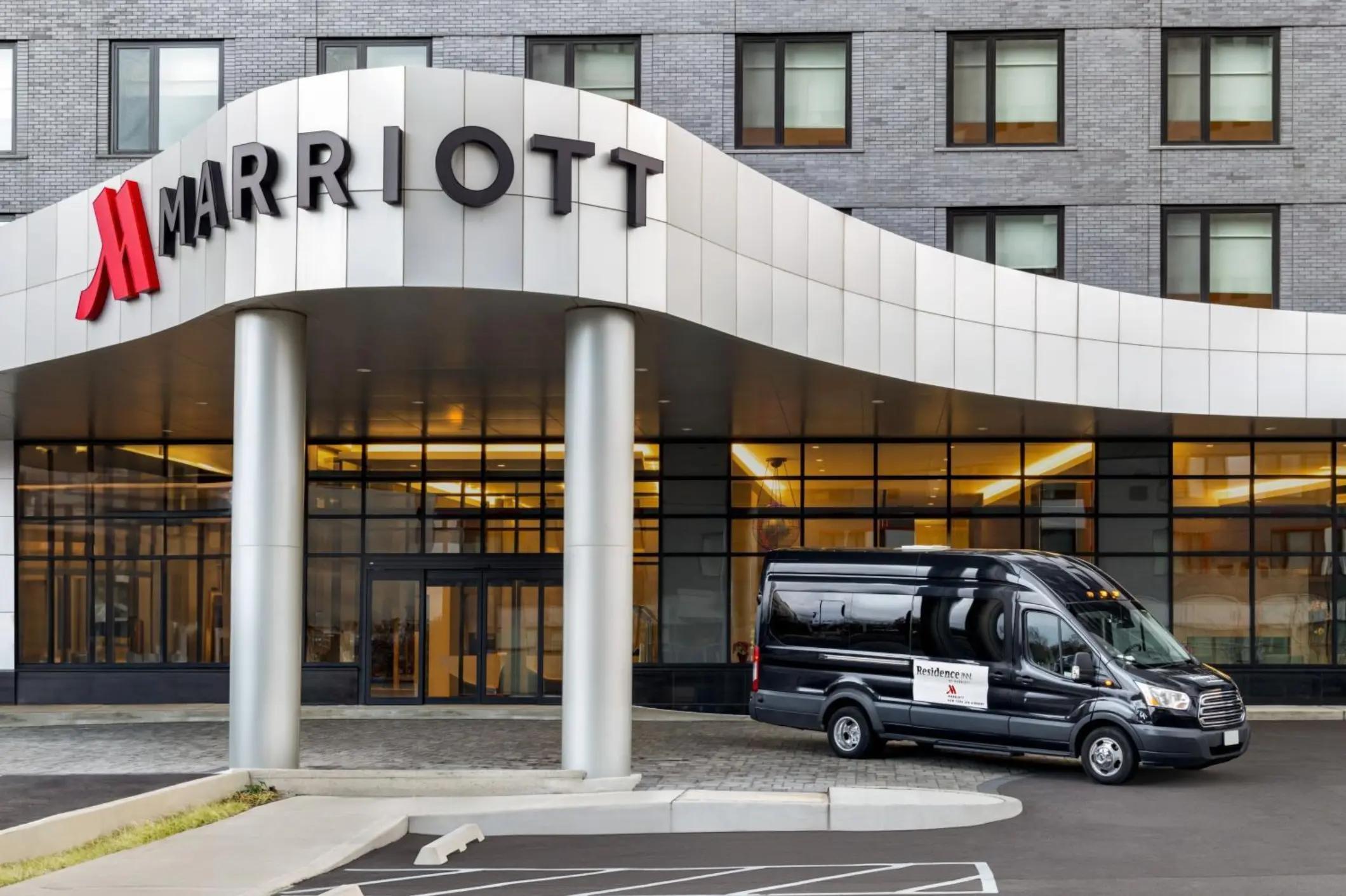 Marriott new York JFK airport 
#kennedy airport (JFK)
#fully refundable rates 
#internetaccess