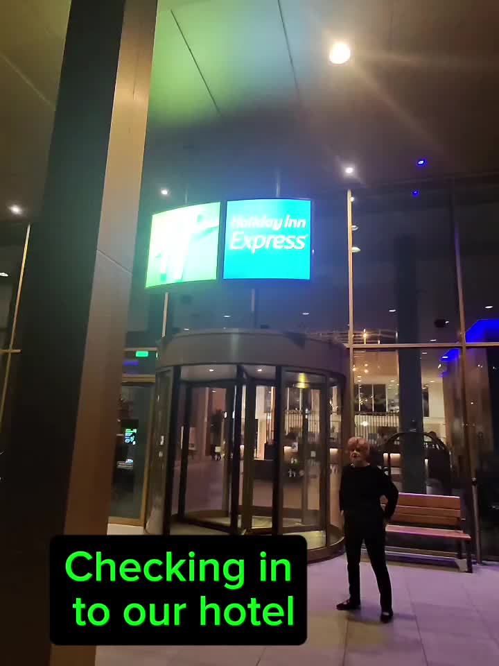 #travel #bucketlist #raybanmeta #holidayinnexpressamsterdamnorthriverside