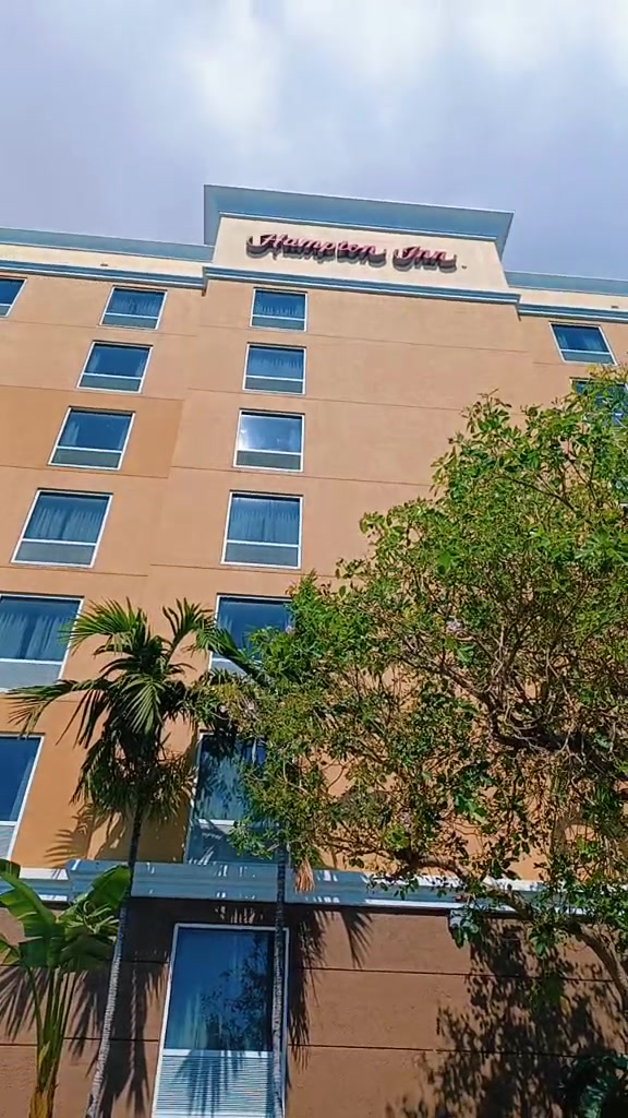 #hampton #inn #hallandalebeachflorida🙃 #hallandale  #beach #florida #hilton #playa #picina #gym #ho