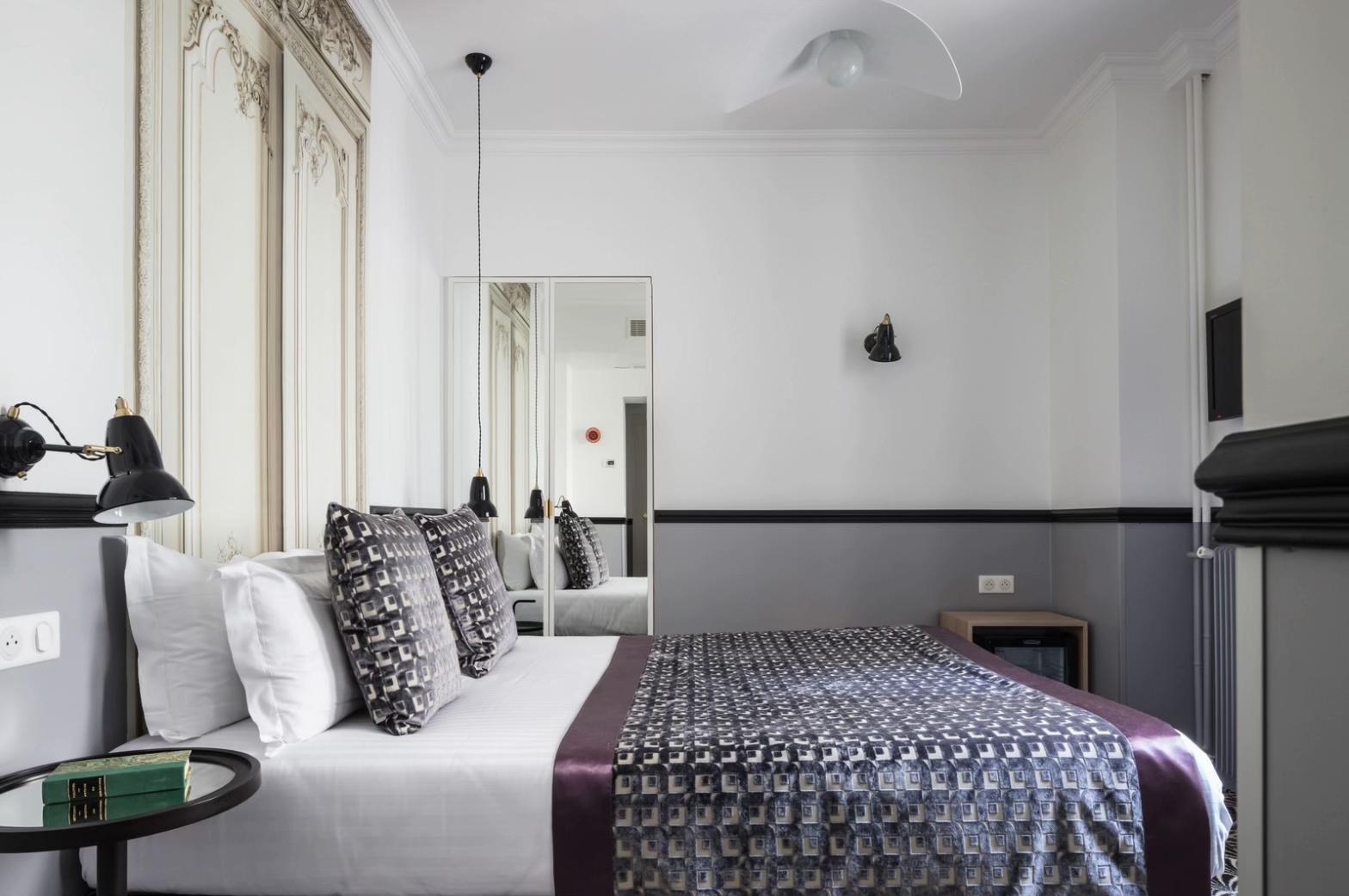 Au cœur du 2e arrondissement, à deux pas du Louvre, l’Hôtel Malte**** offre un équilibre rare : vivr