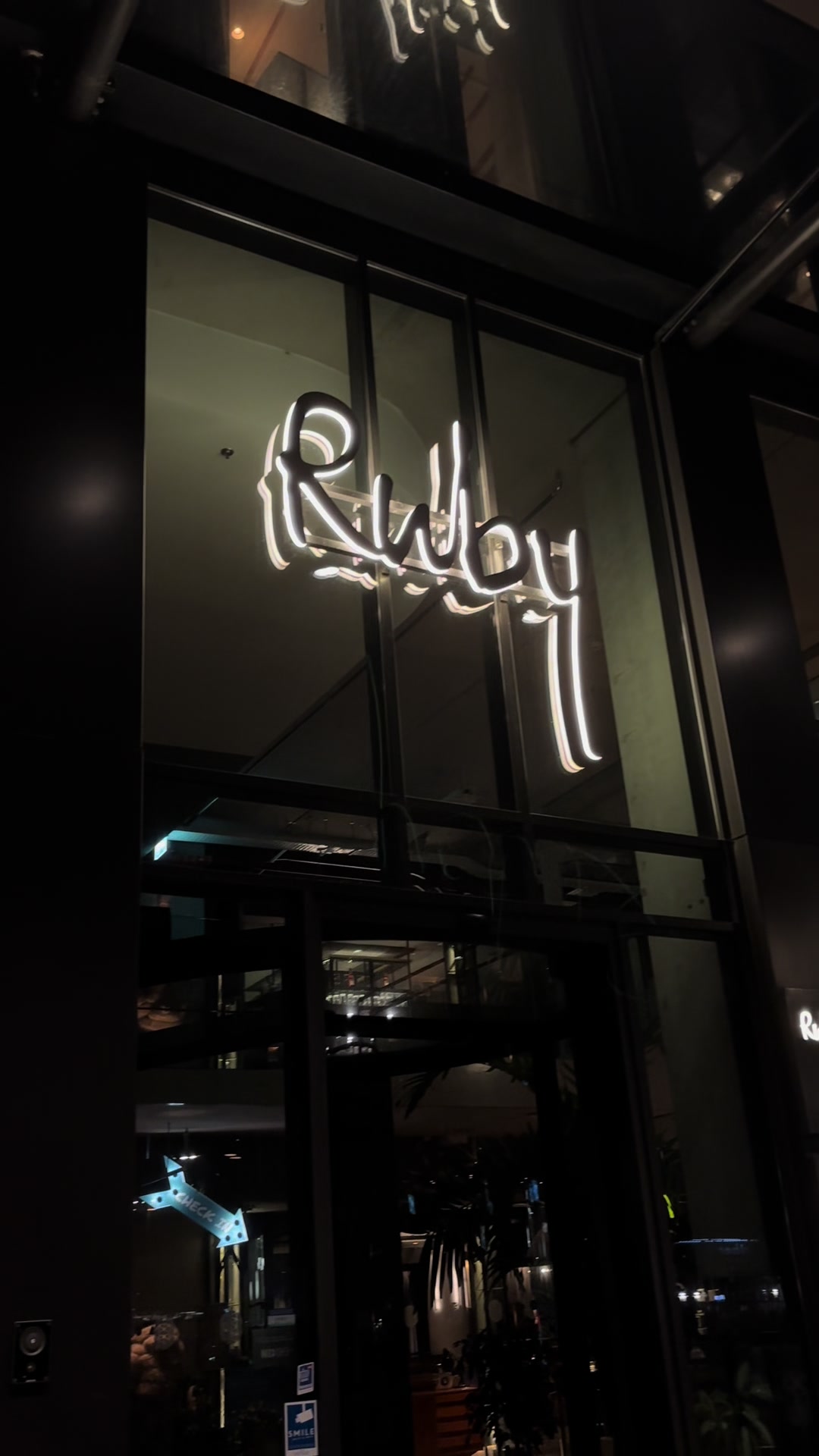 An amazing stay at the Ruby Emma hotel in Amsterdam 🛌 @Ruby Hotels by IHG 🤍