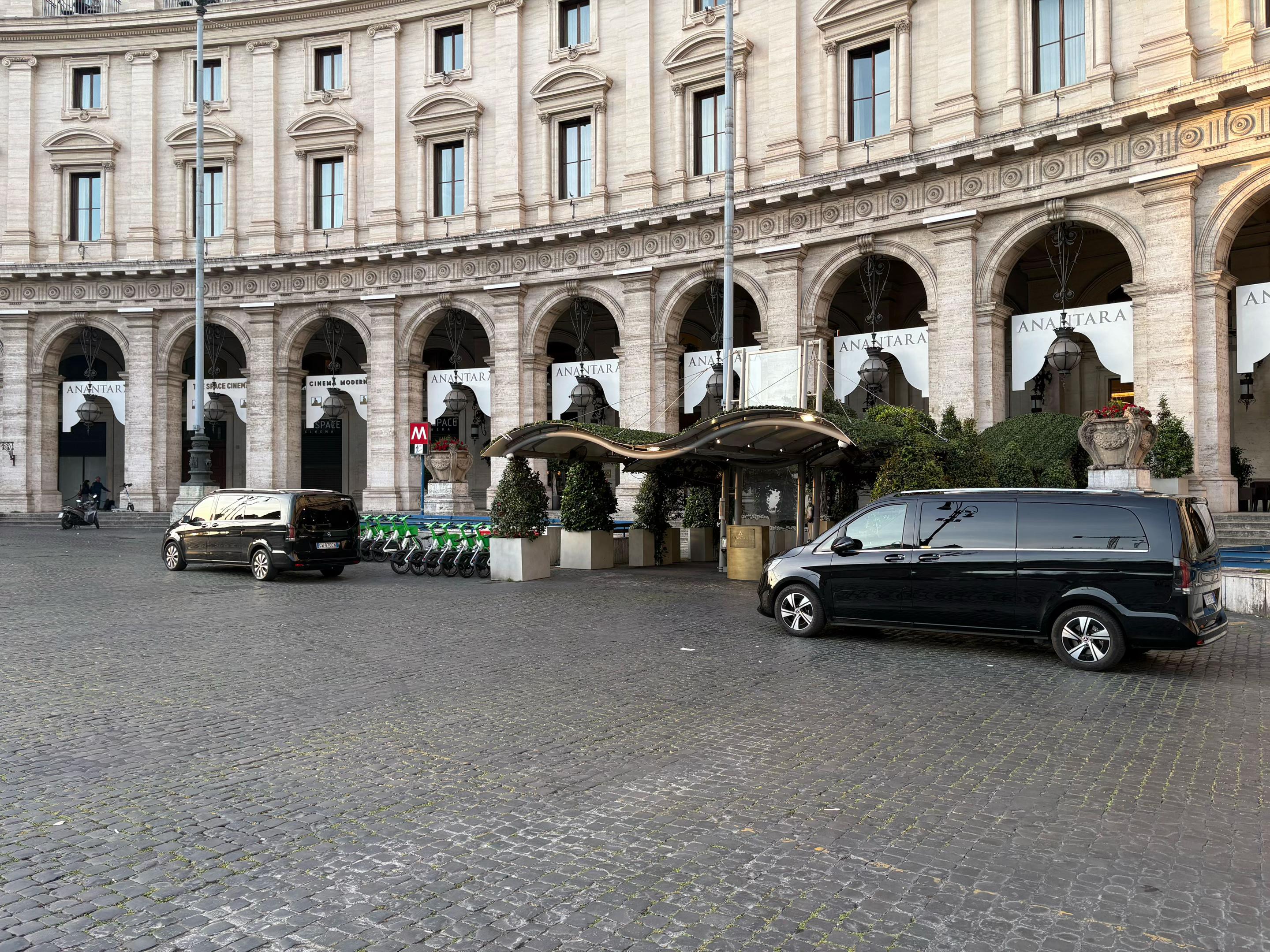 🕰️09:00🕰️
CI TROVIAMO ALL’HOTEL ANANTARA PALAZZO NAIADI A ROMA IN PIAZZA DELLA REPUBBLICA IN ATTES