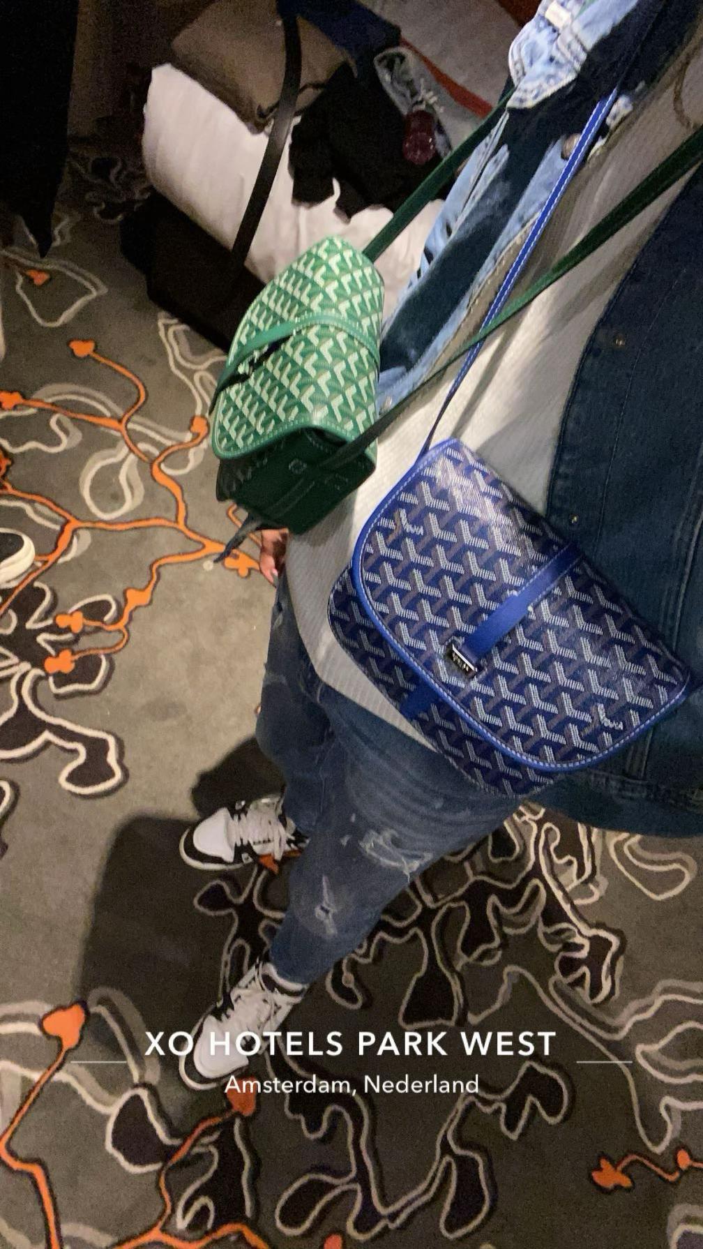 En merk zegt niks waarom voel je je gedist als je kijkt naar me kicks? 👟🤷🏾‍♂️ #luxury #designer #