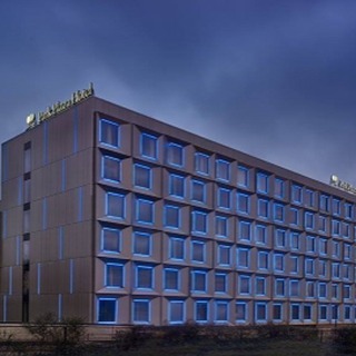 The Park Plaza London Park Royal is a four-star hotel in West London that offers sophisticated West 