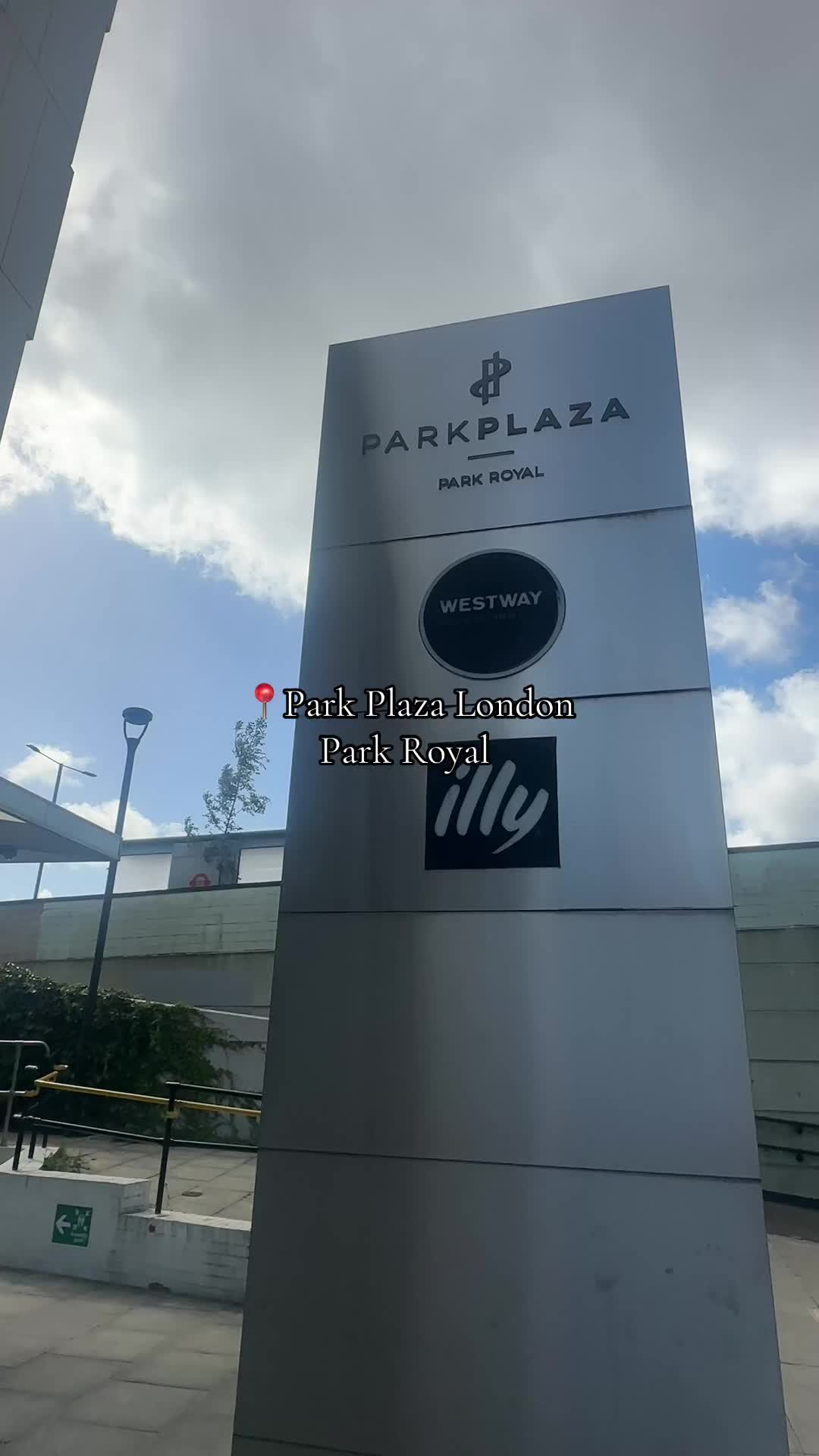 Save this for your next trip to Wembley ! 

📍Park Plaza , Park Royal 

5 minutes walk from Park Roy