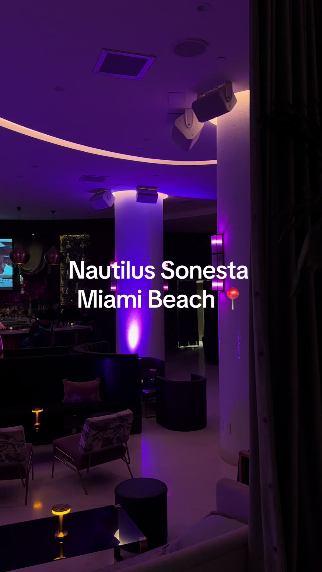 Nautilus Miami Beach: diseño moderno, habitaciones luminosas, piscina estilo resort y bar en la azot