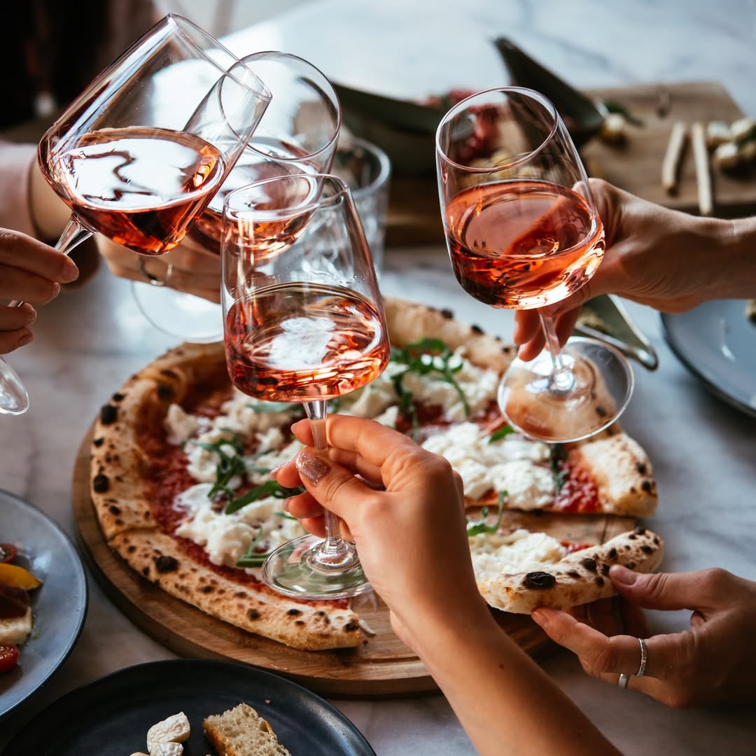 When in Rome, do as the Romans do, and when in Brooklyn, try some Roman-style pizza at Hoek Pizza!

