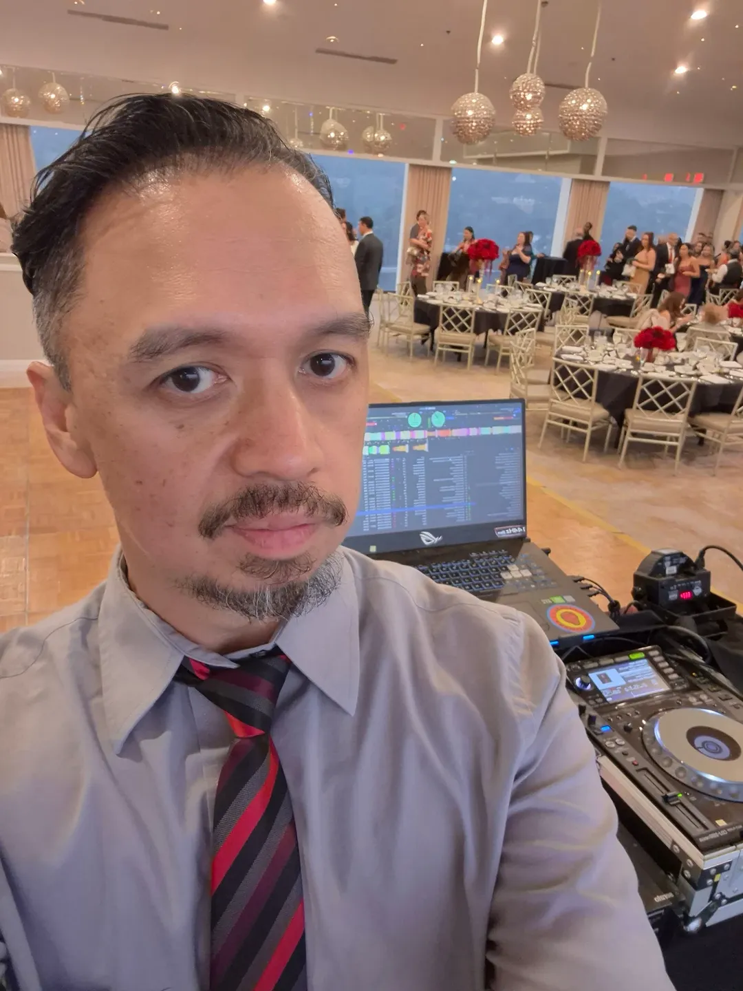 WEDDING TIME: So I got to dj my dude Budski's wedding over the weekend. A while back he said Gotham 