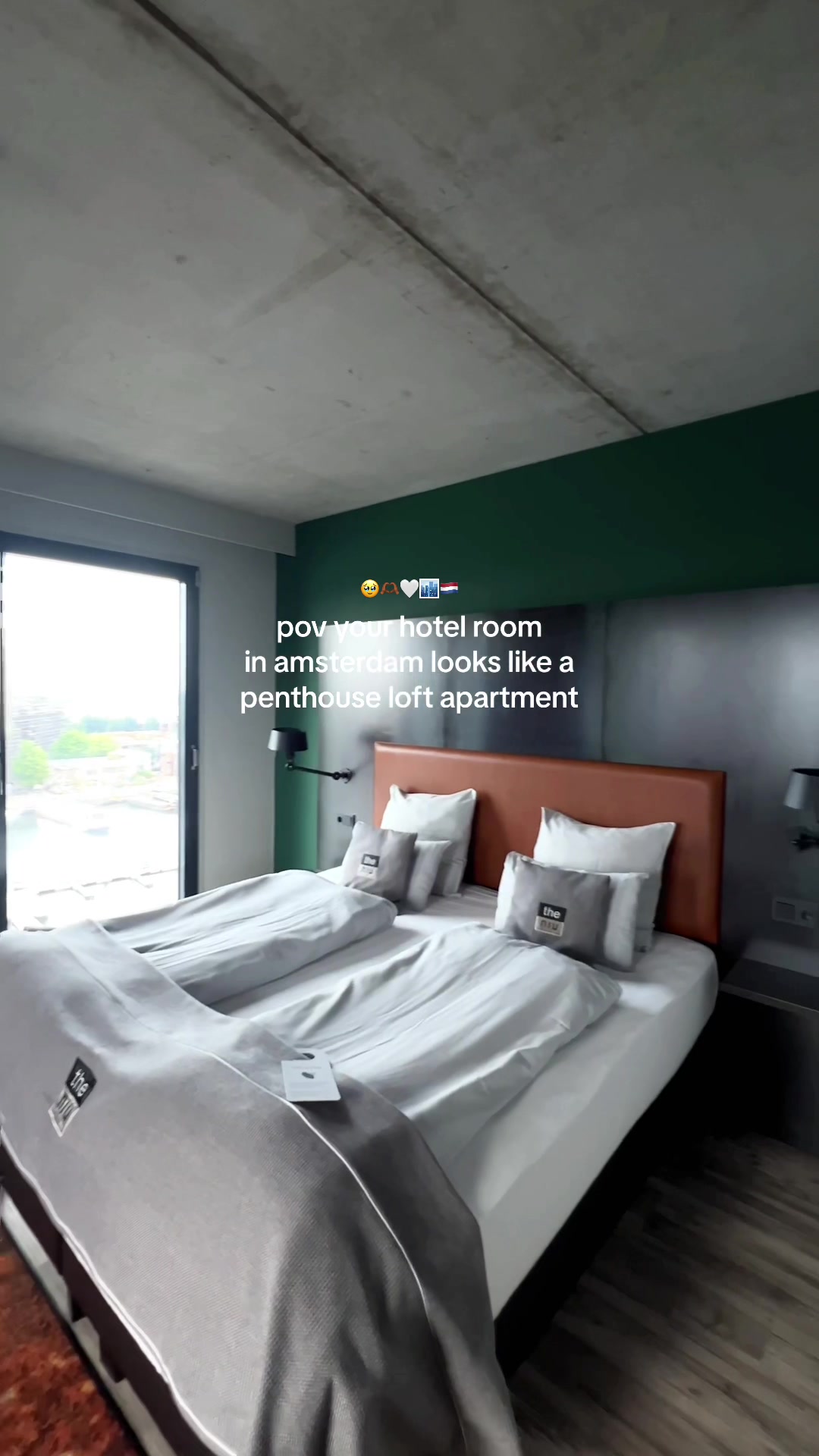 Holiday Inn - the niu, Fender Amsterdam photo 3