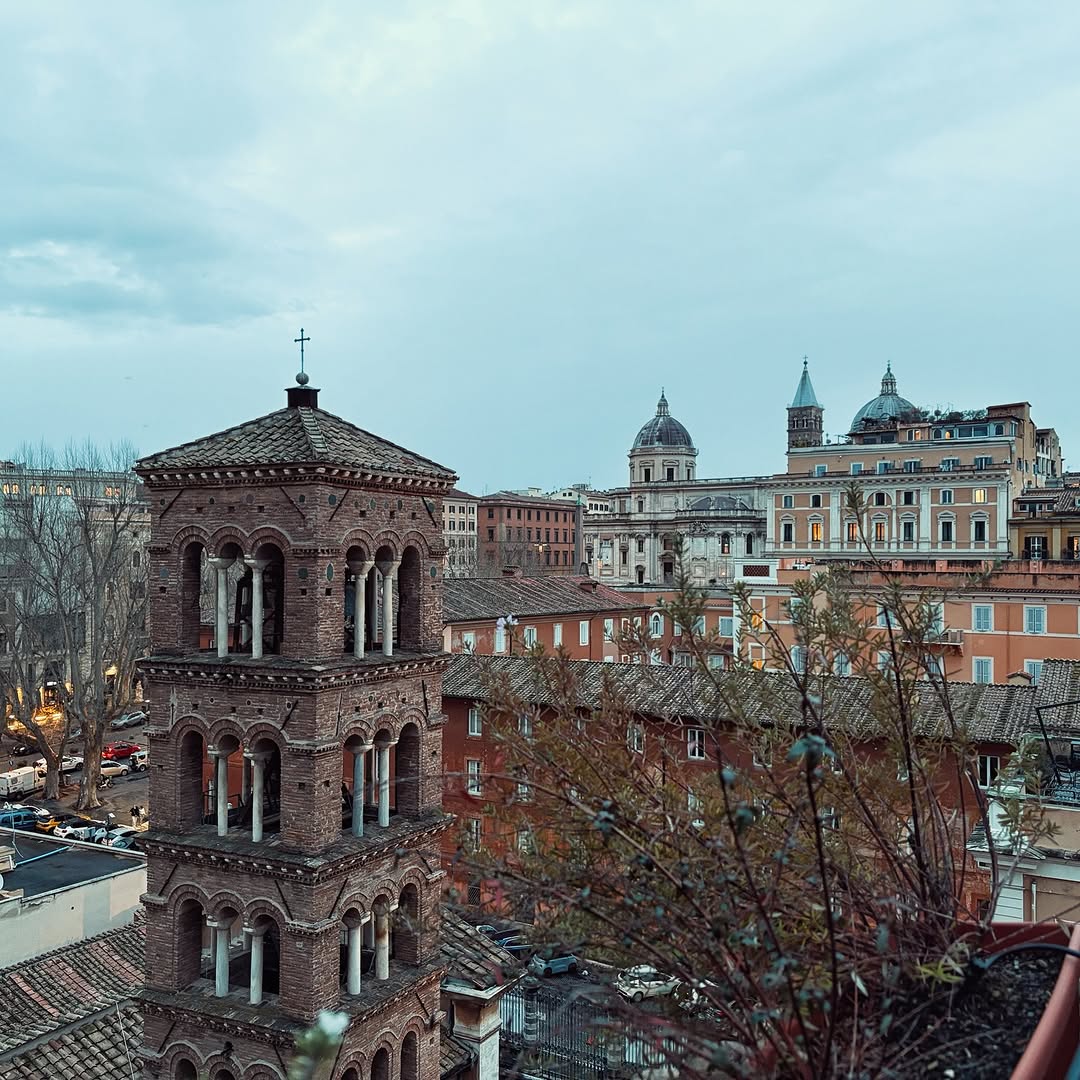 Finding a peaceful retreat right near Roma Termini made our stay so seamless. Hotel Viminale was the