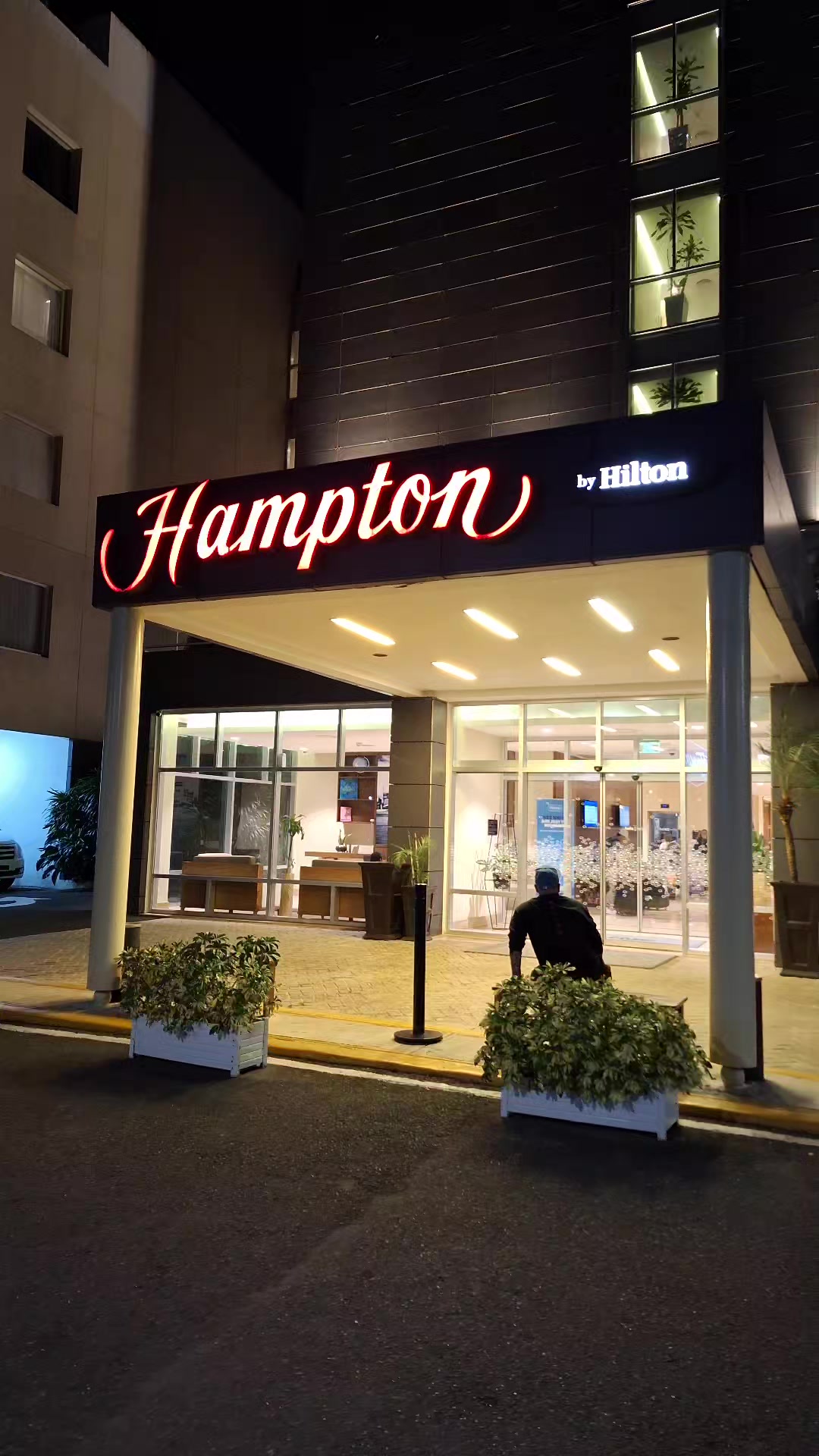 Hampton Hotel by Hilton
#travel #work