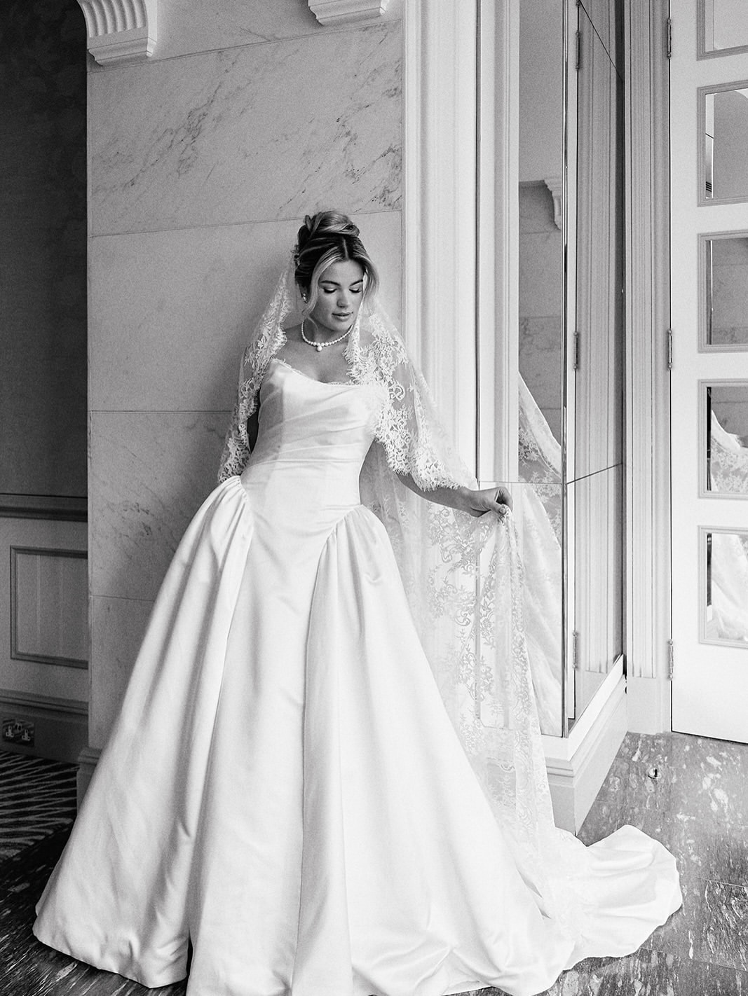 A study of feminine romance ~ Raine. 

Location @thesavoylondon 
Photographer @selene_adores 
Glam s