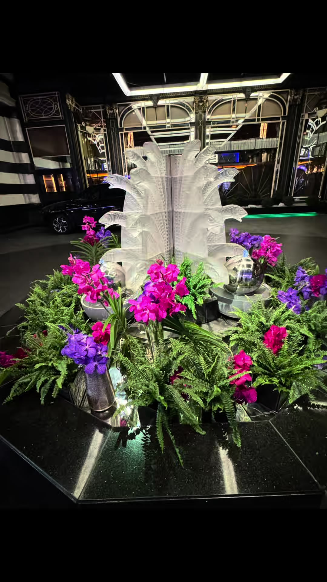 Again, at The Savoy.

#thesavoylondon #luxuryhotels #london #quietluxury