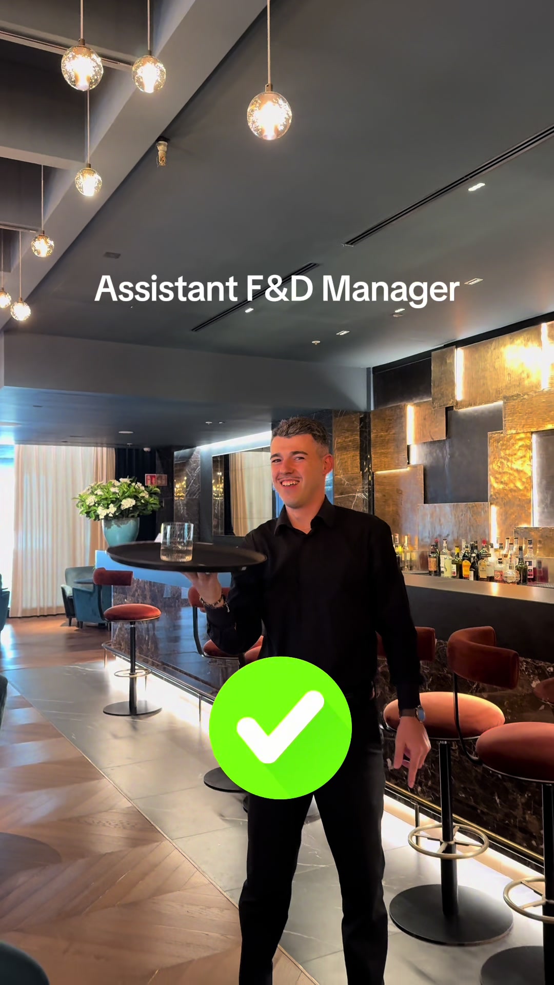 Niente male i Team Members del reparto Food & Drinks🍹 🍪😎

Secondo te chi è stato il migliore?👀

